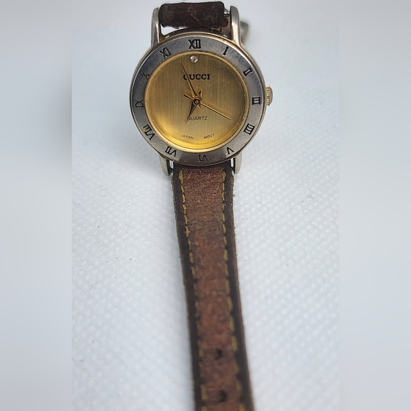 GUCCI watch - Picture 12 of 16